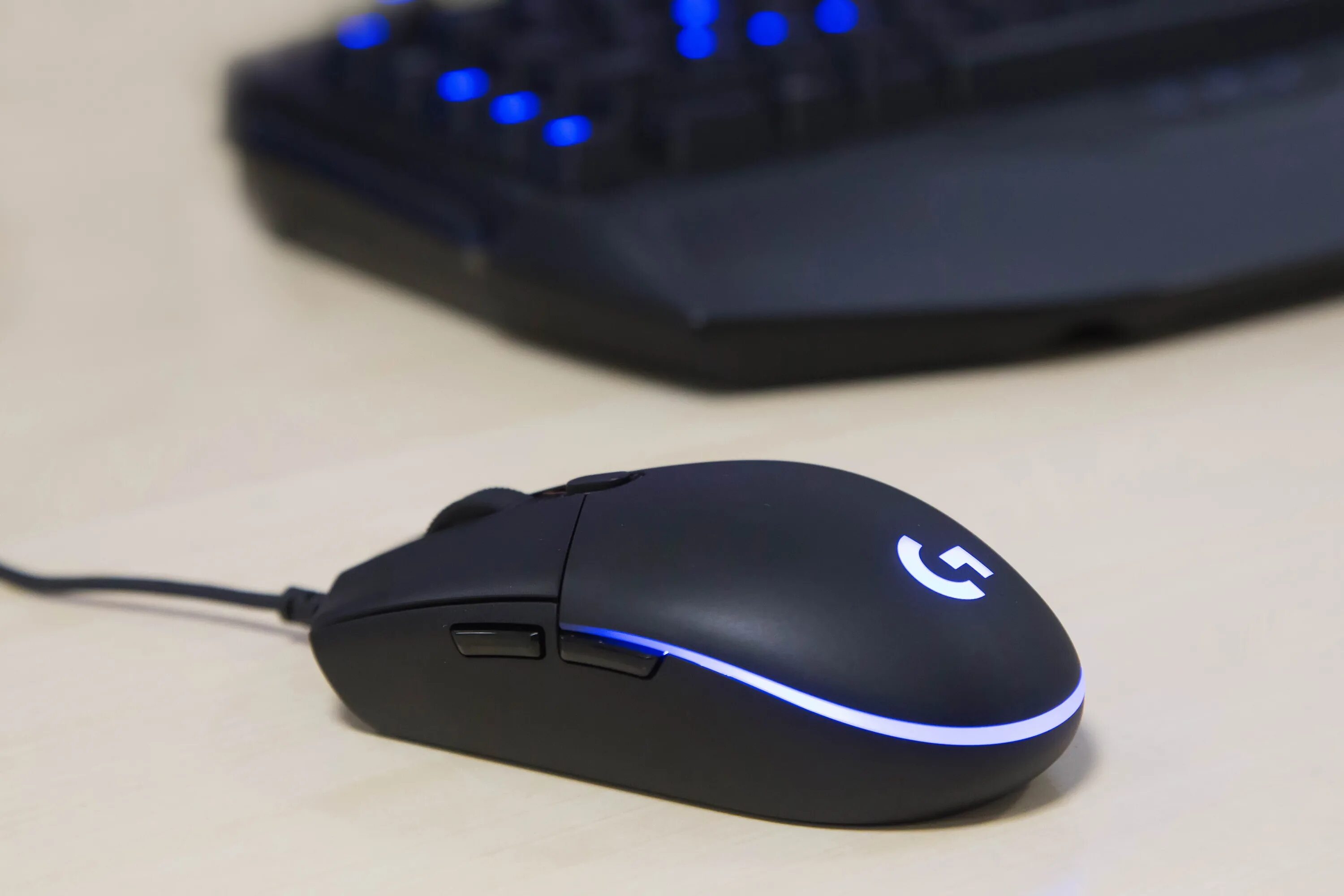 Мышка logitech g g102 prodigy. Logitech g102 wireless. Logitech g102. Logitech mouse g102. Игровая мышь logitech g102.