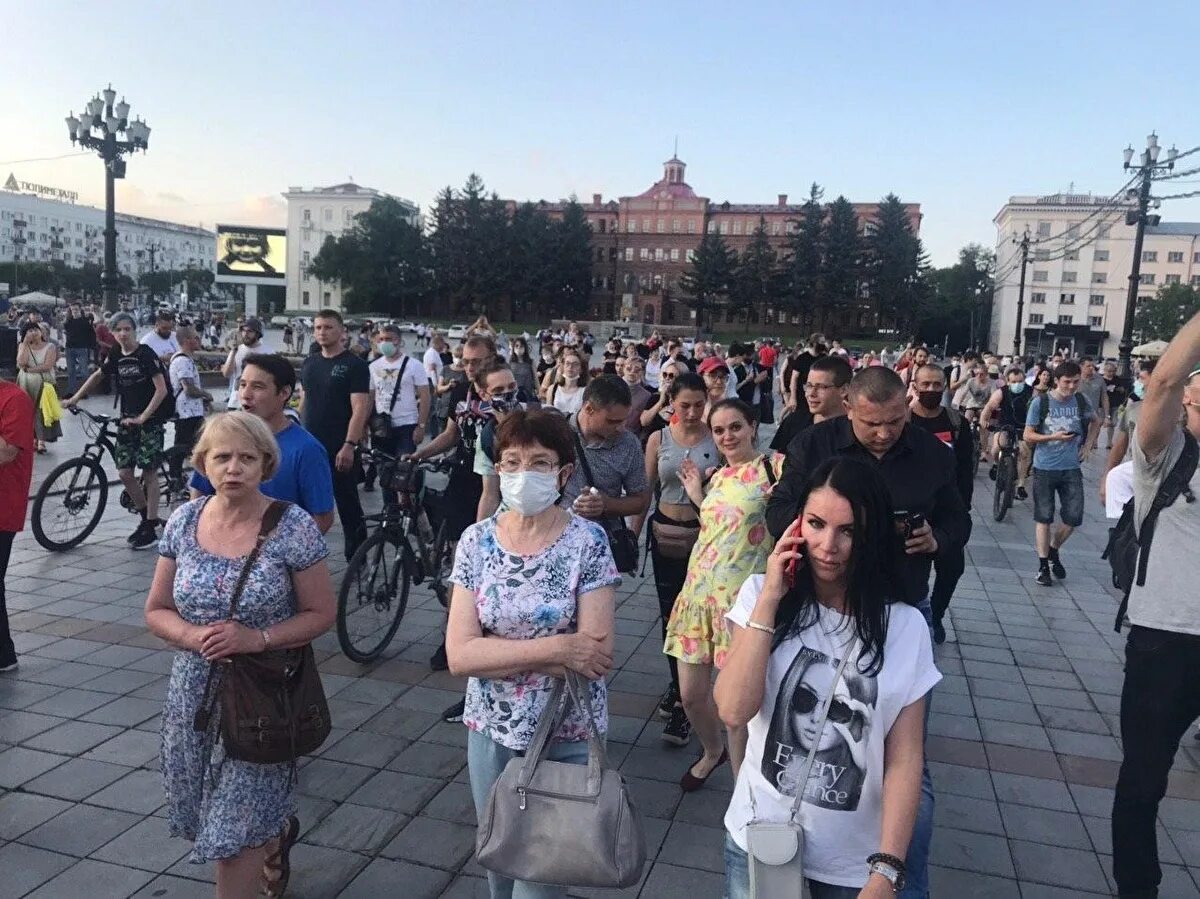 Митинги в хабаровске сегодня. Митинг фургал. шествия за фургала. фургал протесты. митинги в поддержку фургала.