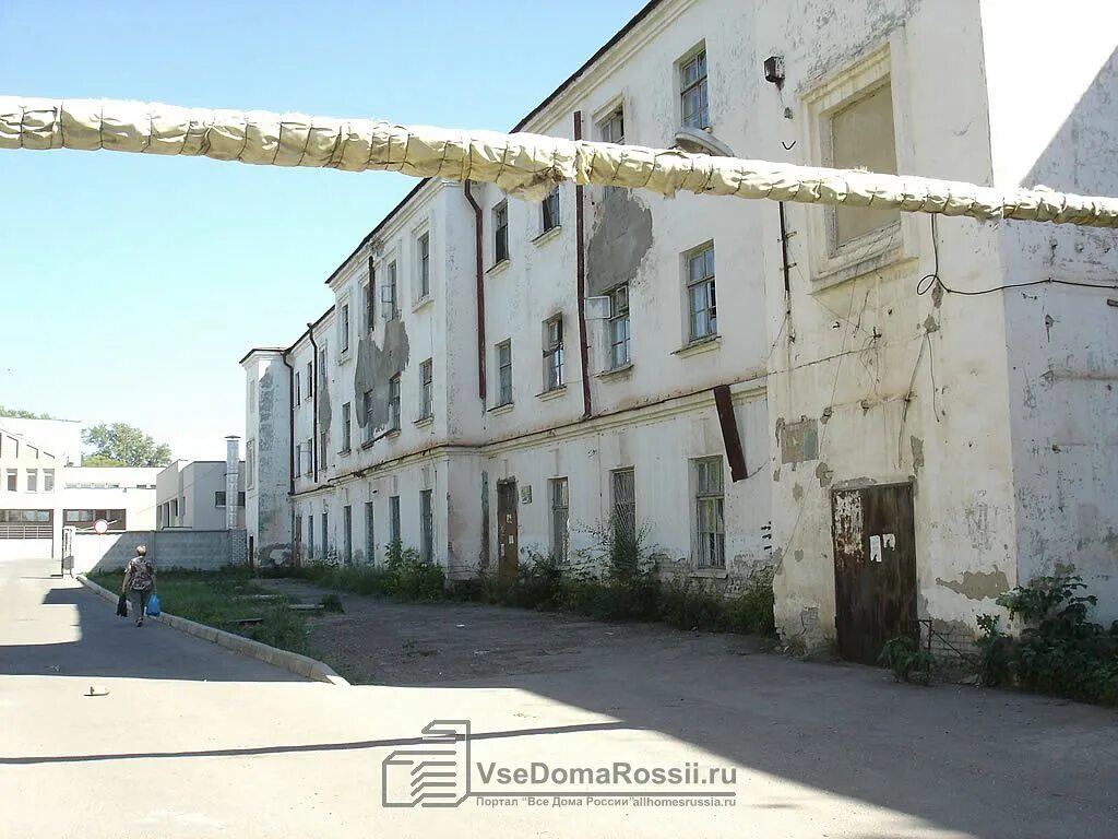 Новотроицкий магазин. Шлюзовой 35 тольятти. Коммунистическая 115 тольятти. Можайск ул 1 железнодорожная аптека. Г.