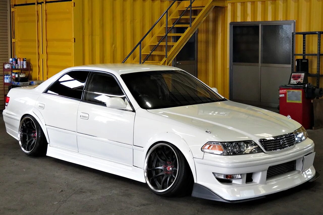 Toyota chaser 100 серый. Тойота jzx 100. Toyota chaser jzx100 tourer v. Тойота чайзер 100. Тойота чайзер 100.