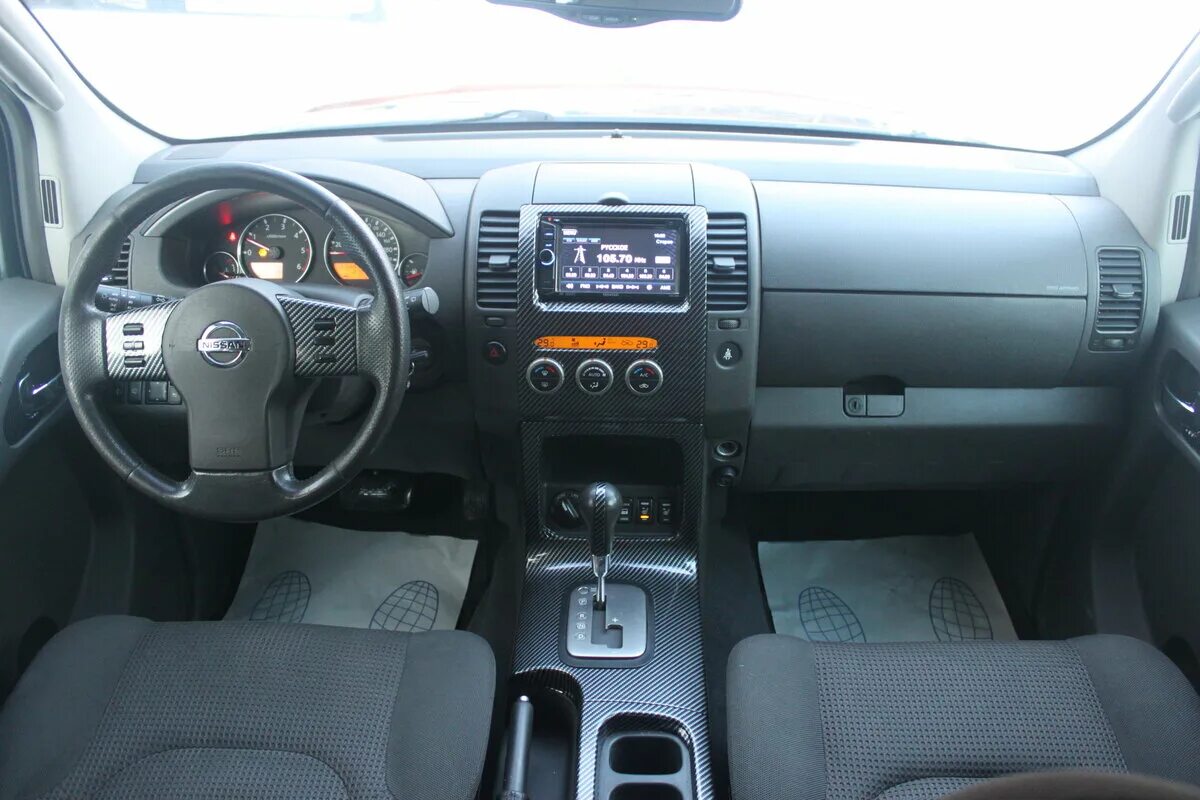 Nissan pathfinder 2008 торпеда. Панель патфайндер r51. Nissan pathfinder 2007 салон. Nissan pathfinder 2008 панель. Nissan pathfinder r51 рестайлинг салон.