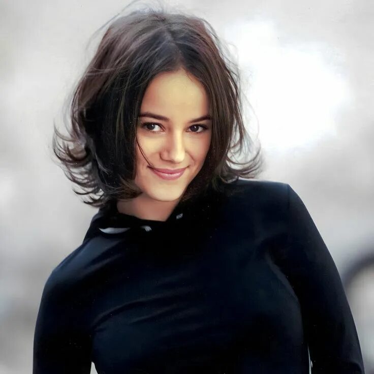 Alizee дата. Alizee 2025. alizee сейчас 2025. ализе певица 2025. ализе певица сейчас 2025.