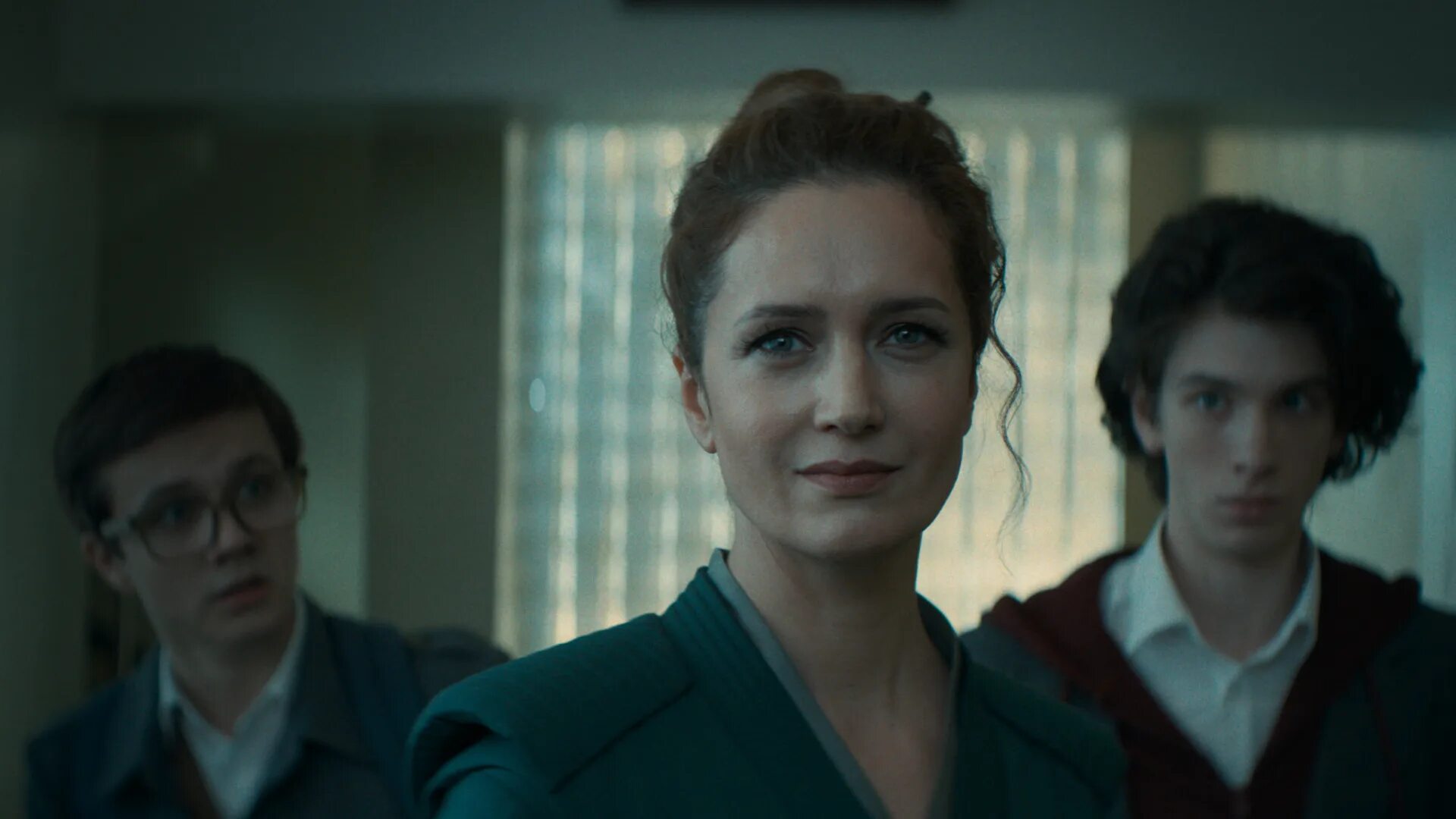 Сто лет тому вперед 2023. Популярные фильмы. Алиса 100 лет тому вперед. Сто лет вперед фильм. Кино трейлер.