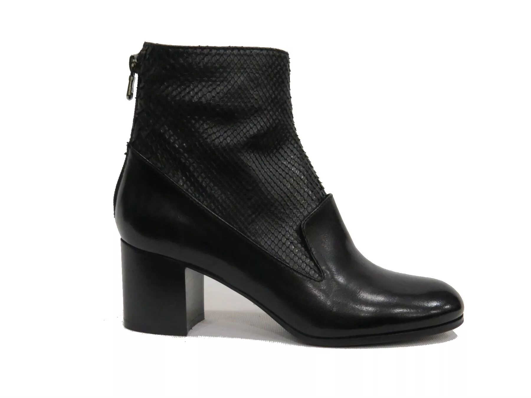 Бренд нурсаче турецкий. Нурсаче обувь. Нурсаче обувь. Nursace 0203032sbbnero. Обувь нурсаче 2022.