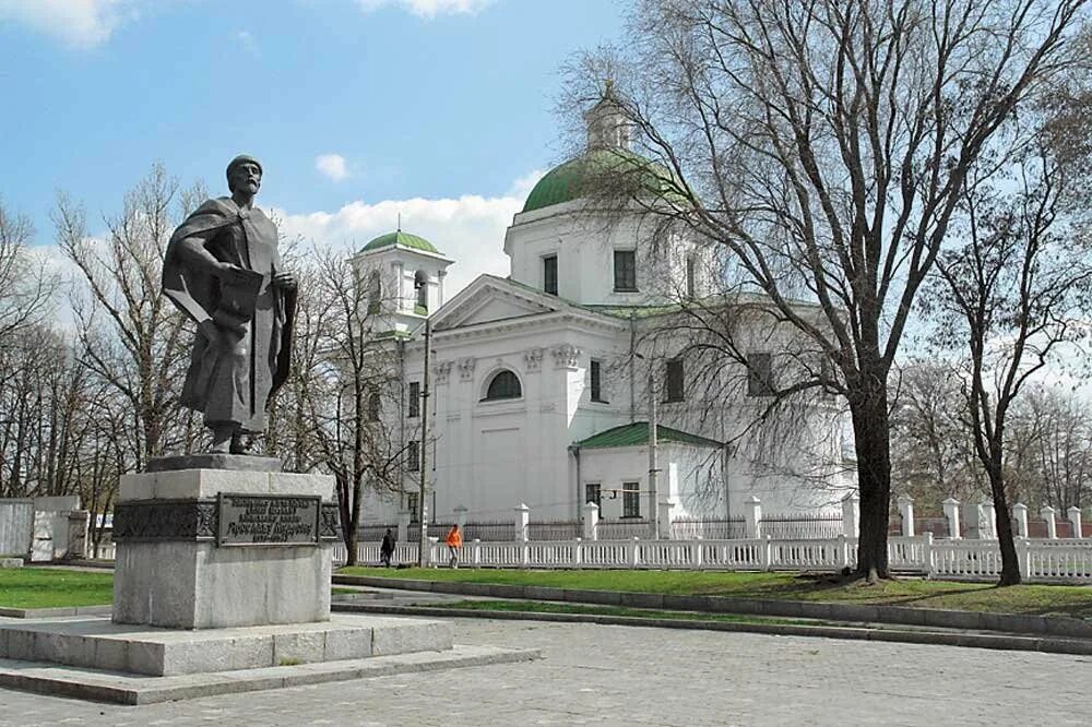 Какой город основан князем ярославом мудрым. Памятник Ярославу мудрому (белая Церковь). Памятник Ярославу мудрому Ярославль.