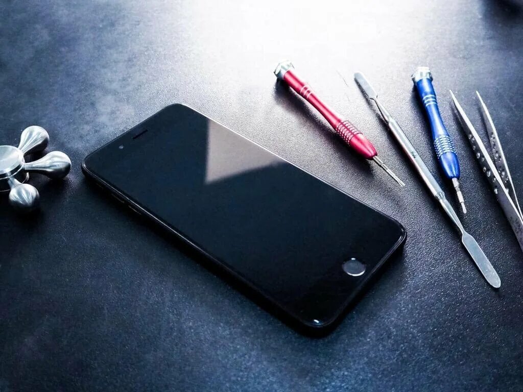 Ремонт аппл. Техника apple. ремонт iphone. починка смартфона. аксессуары для телефона.