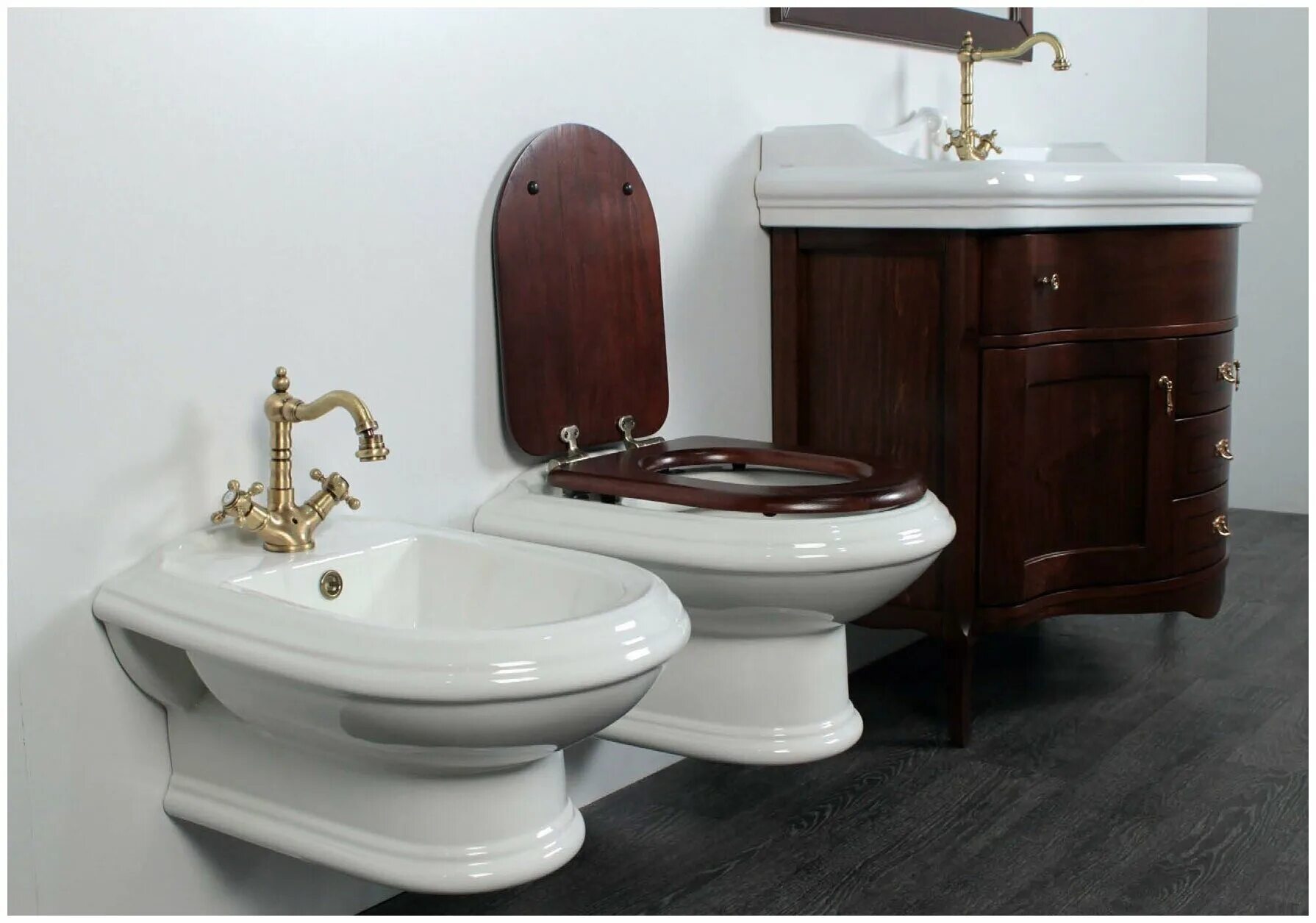 кинг паб. палас бар игристый. King palace первомайская. King palace. Cezares king palace унитаз напольный.