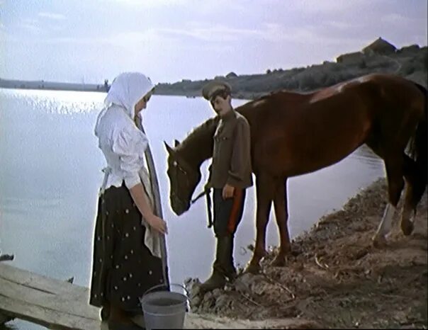 Каким ты был таким остался тихий дон. Тихий Дон 2015 Григорий и Аксинья. Аксинья тихий Дон 1957. Григорий Мелехов тихий Дон 1957. Аксинья Астахова тихий Дон 1957.