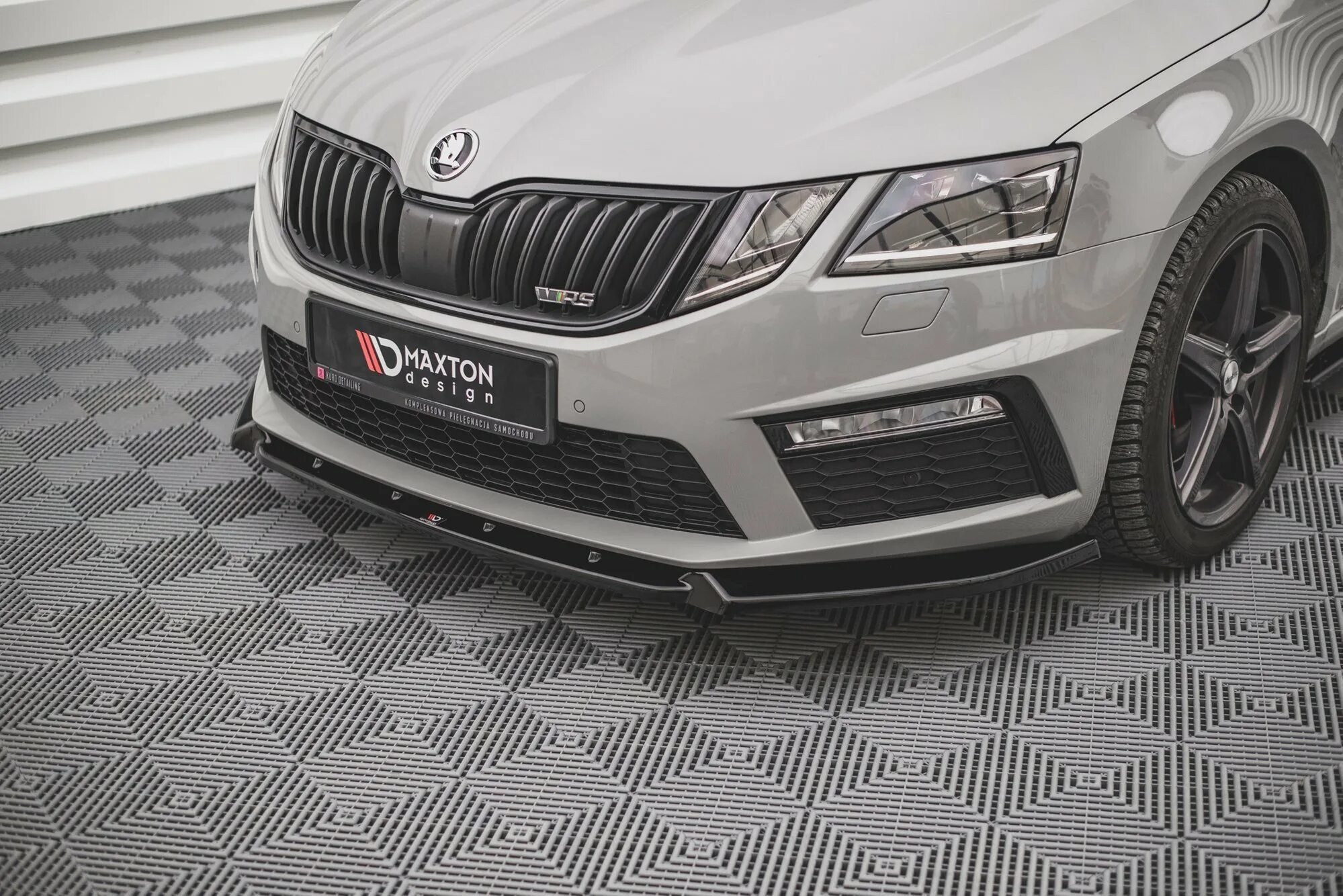 Сплиттер Skoda Octavia a7. Сплиттер Skoda Octavia a7 RS. Сплиттер Skoda Octavia a7 FL. Передний бампер octavia rs