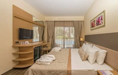 Silence beach resort selectum family side
