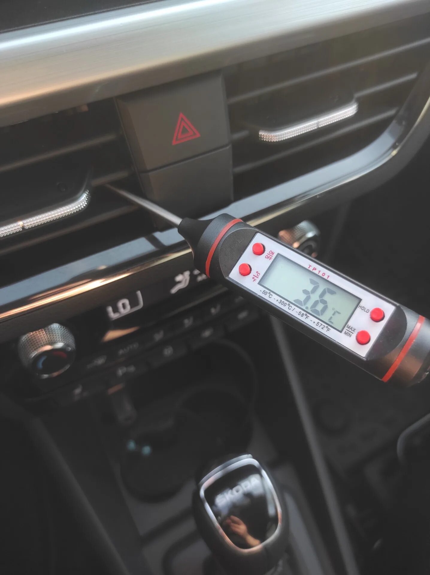 Не включается кондиционер рапид. Рапид 2g. skoda rapid 2g usb. кондиционер рапид. управление кондиционером rapid.