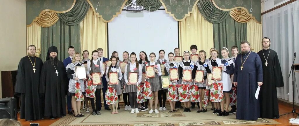 Гимназия в зубово поляне. Зубово полянская сош 1. Общественный совет. Сайт зубово полянского. Сайт зубово полянского.