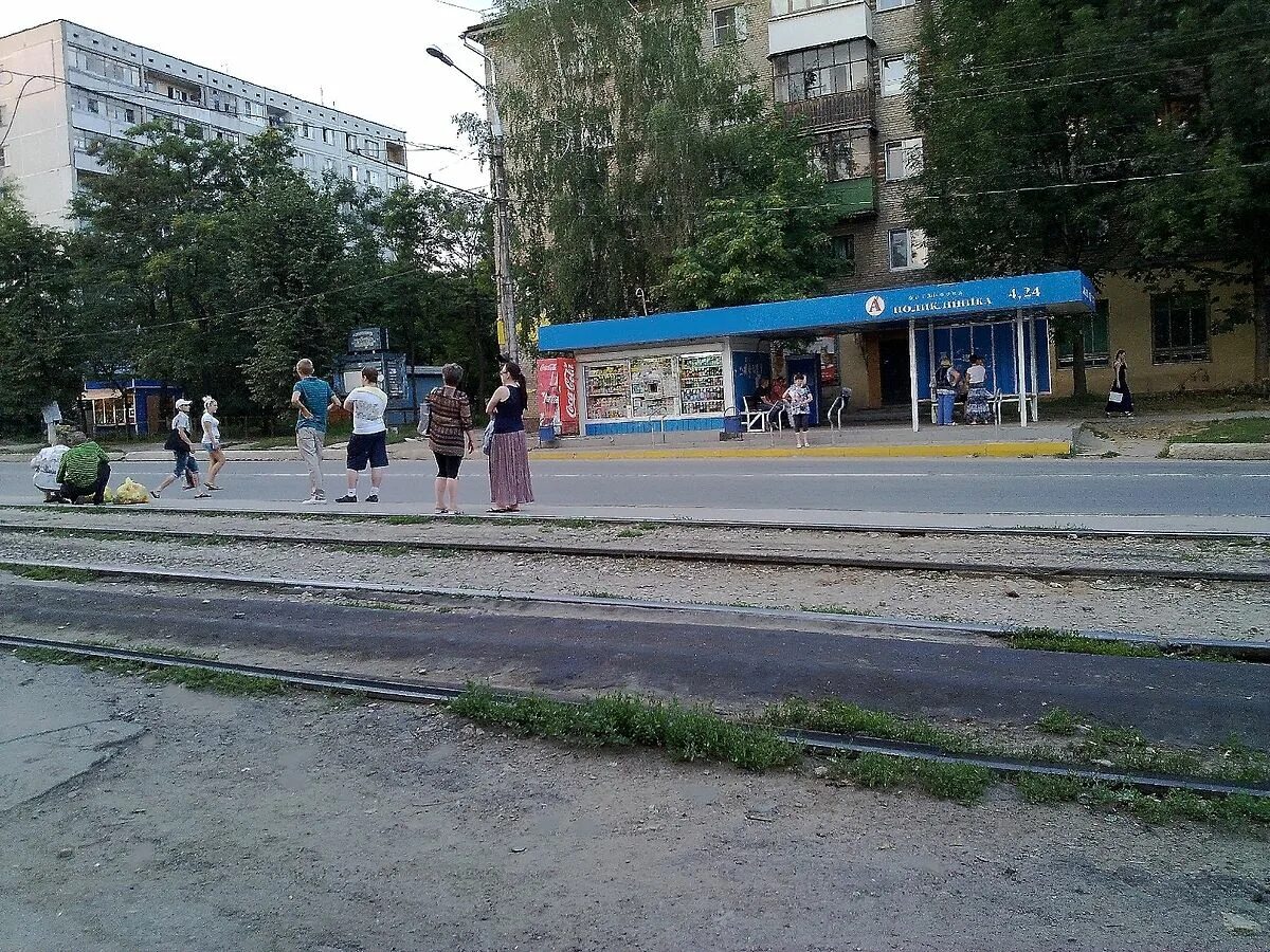 Остановка универсам фото. Белово магазин удачный ремонт. Магазин “=sunligh"в г. Город белово остановка элеватор. Поселок бабанаково.