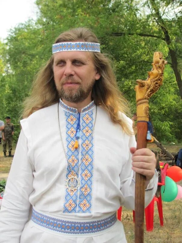 Волхв пятого разряда 2. Неоязычники. волхв свитовит пашник. даждьбог. пашник дивчинко-царивно.