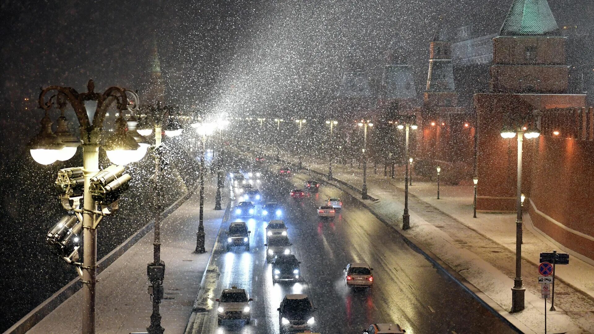 Никак зимой. Зима в Москве. Снегопад. Москва снег вечер. Снег в Москве.