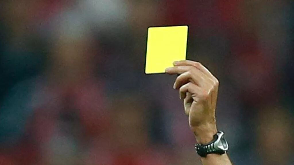 Желтая карточка. Футбольная желтая карточка. Карточки в футболе. Желтая и красная карточка в футболе.