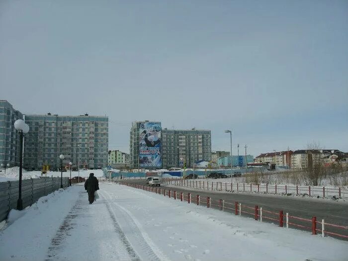 Губкинский 7 микрорайон. Губкинский Северное счастье. Город Губкинский зима. Губкинский зимой.