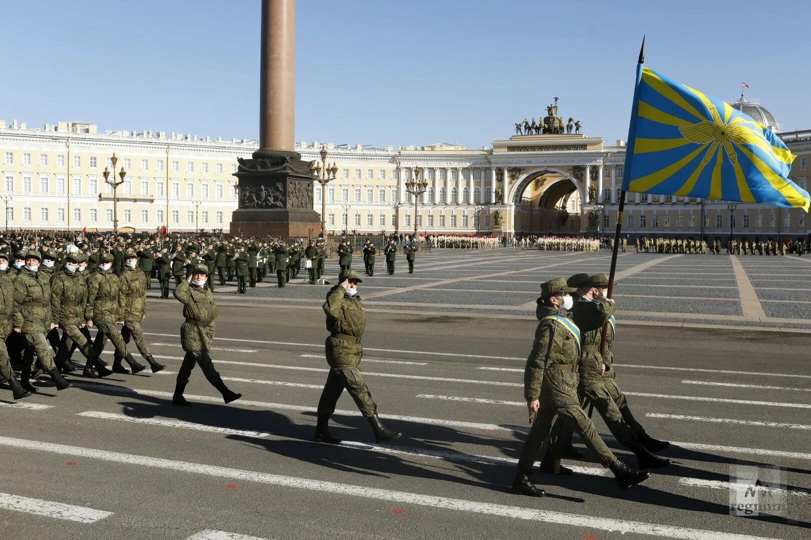 7 мая в петербурге. Дворцовая площадь парад победы 2025. репетиция парада питер 2025. репетиция парада победы в петербурге. генеральная репетиция парада 2025 спб.