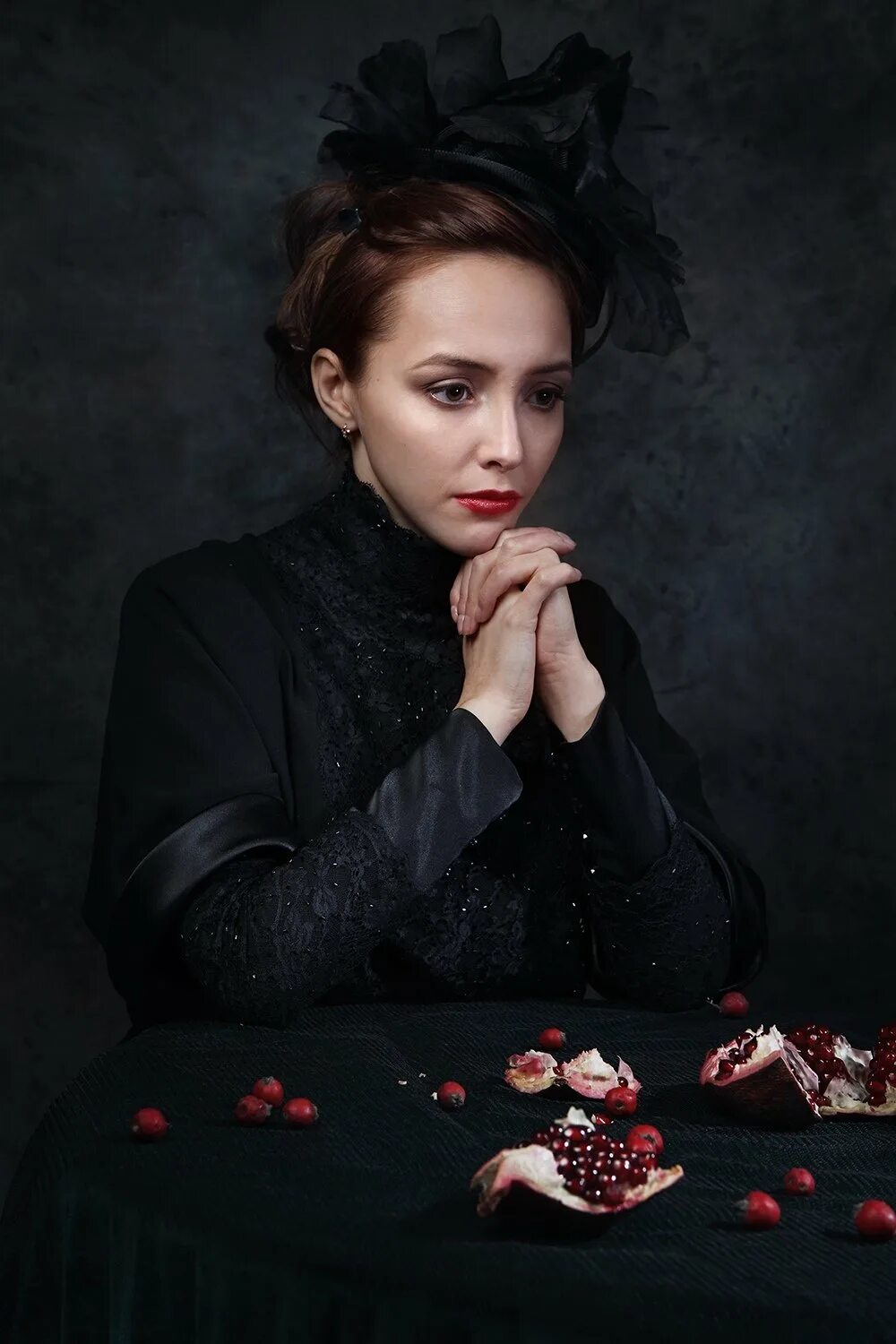 Вдовая женщина. Женщина в трауре. вдова женщина. фотосессия вдова. молодые вдовы.