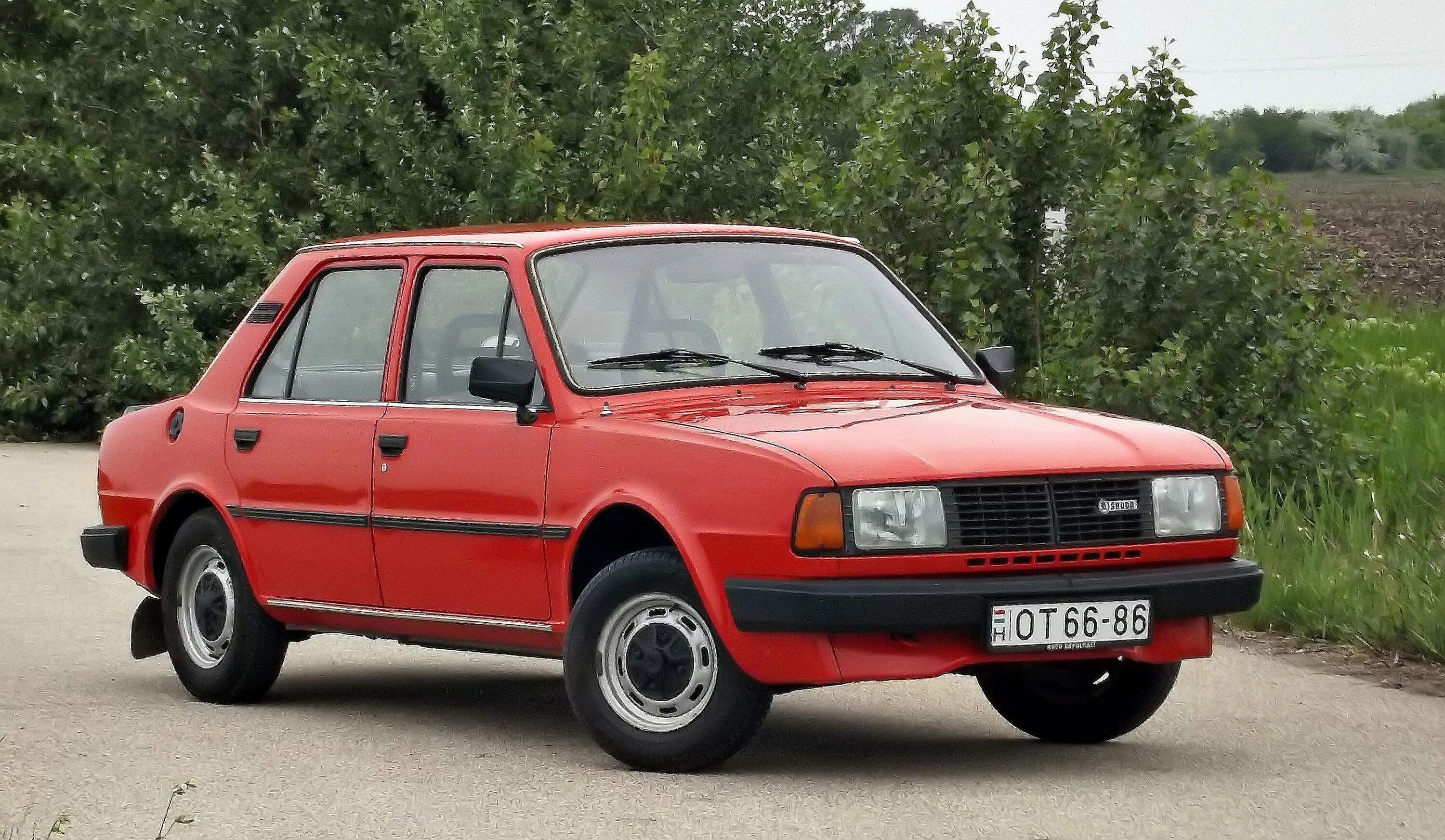 Skoda 105 120l. Skoda 110. Skoda 105 1976. Шкода 130. Skoda 105, 1980.