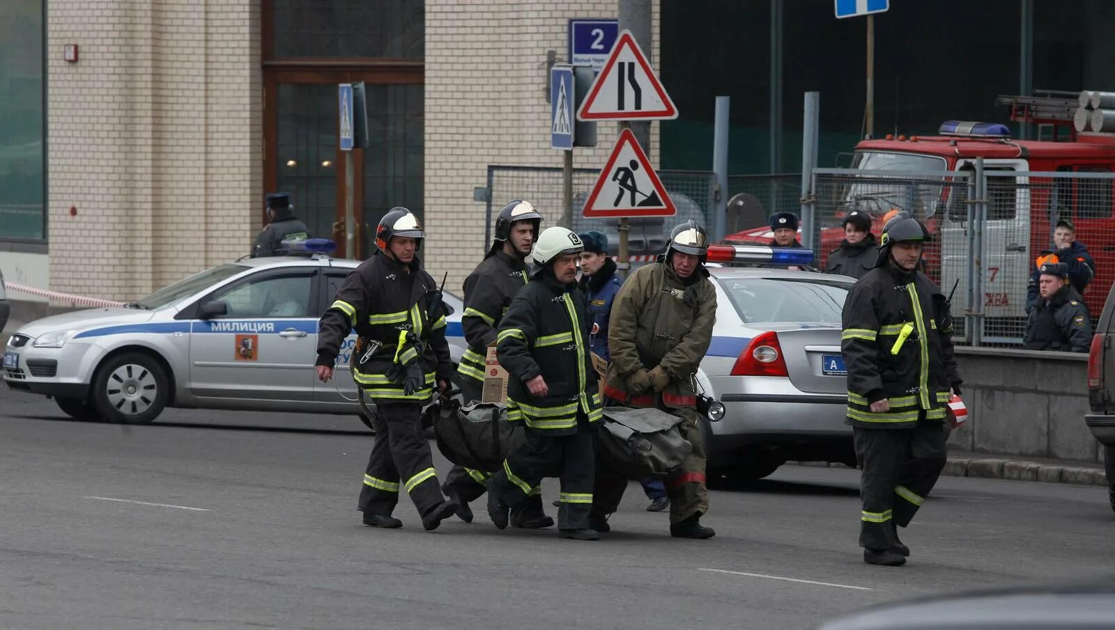 Взрывы в Московском метрополитене 2010 года. Теракт в Московском метро 2010. Теракт Лубянка парк культуры.