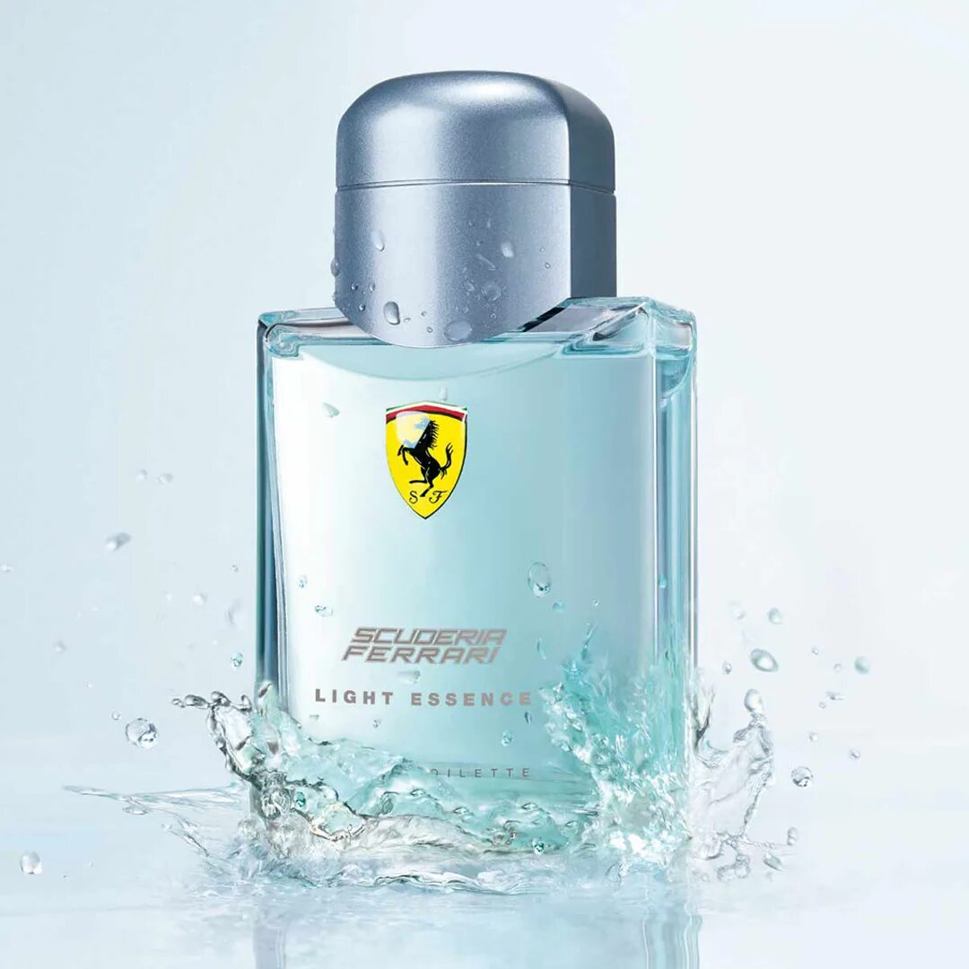 Духи Scuderia Ferrari Light Essence. Ferrari Scuderia Light Essence acqua. Духи Феррари голубые. Light essence