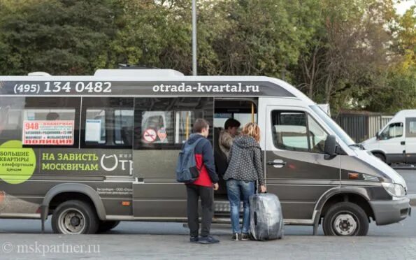 Автобус Шереметьево метро Планерная. Автобус 851 Шереметьево. Автобус от Планерной до Шереметьево. Маршрутка аэропорт Шереметьево от метро Планерная.