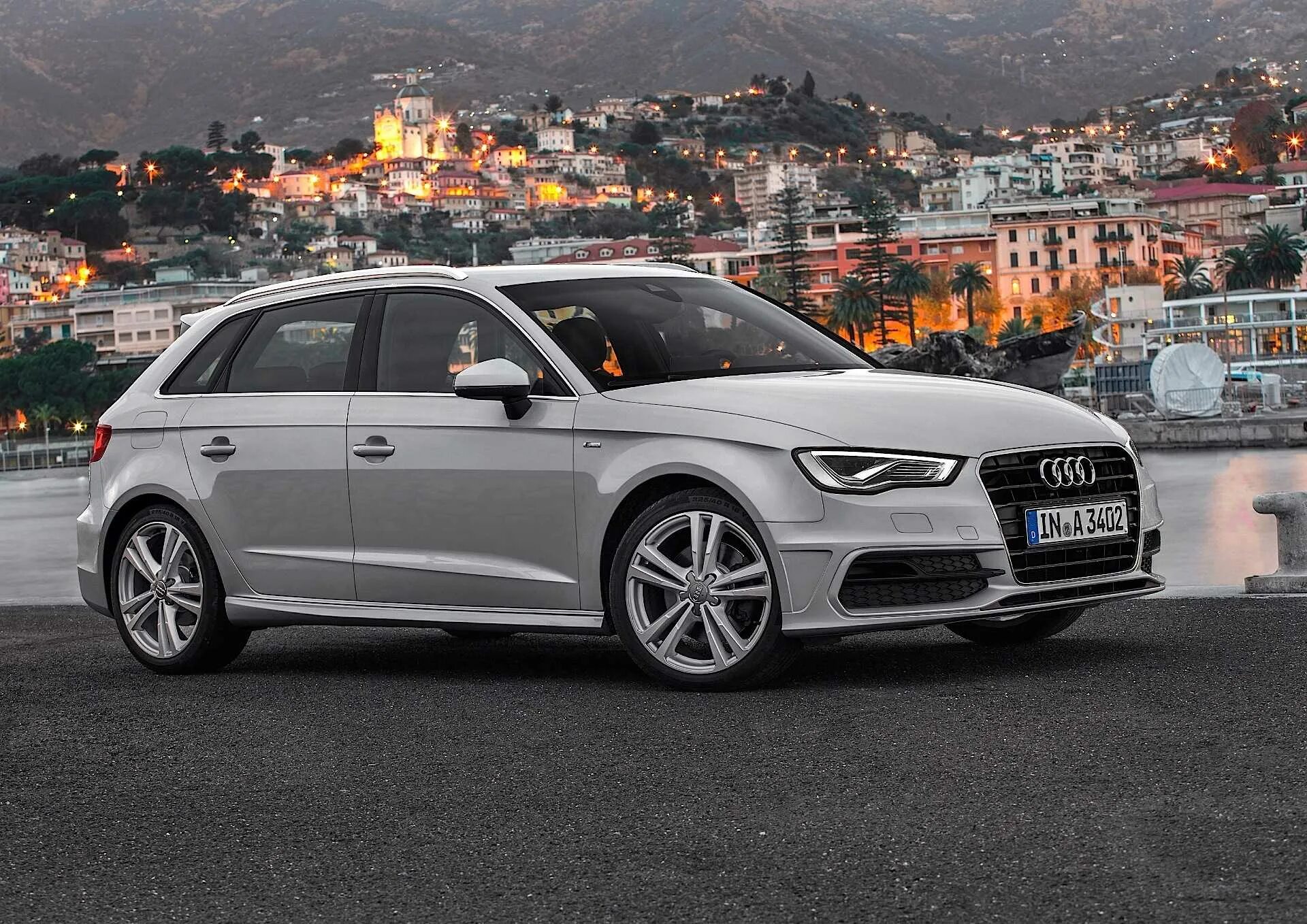 Ауди с3. Ауди а3 Sportback. Audi a3 Sportback 2012. Ауди а3 Спортбэк. Audi a3 Sportback 2018.