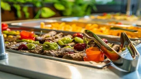Half board dine around