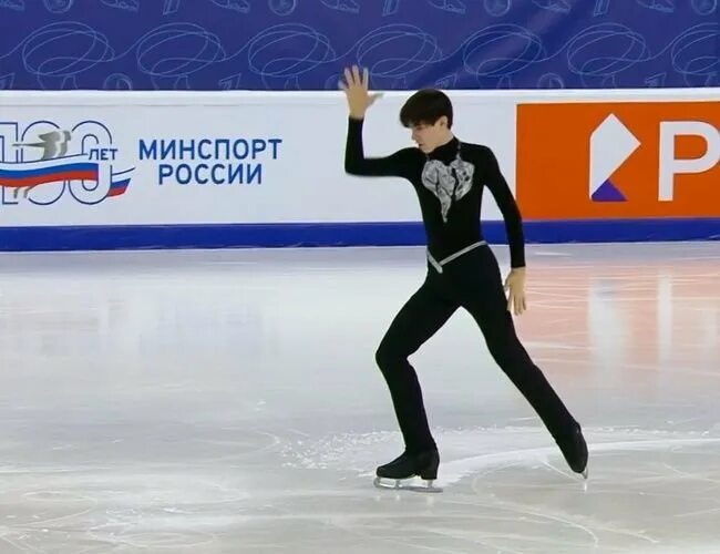 Первенство среди юниоров по фигурному катанию 2023. Первенство среди юниоров по фигурному катанию 2023. Юниоры фигурное катание 2023. Парное фигурное катание. Первенство россии по фигурному катанию 2023 пермь.