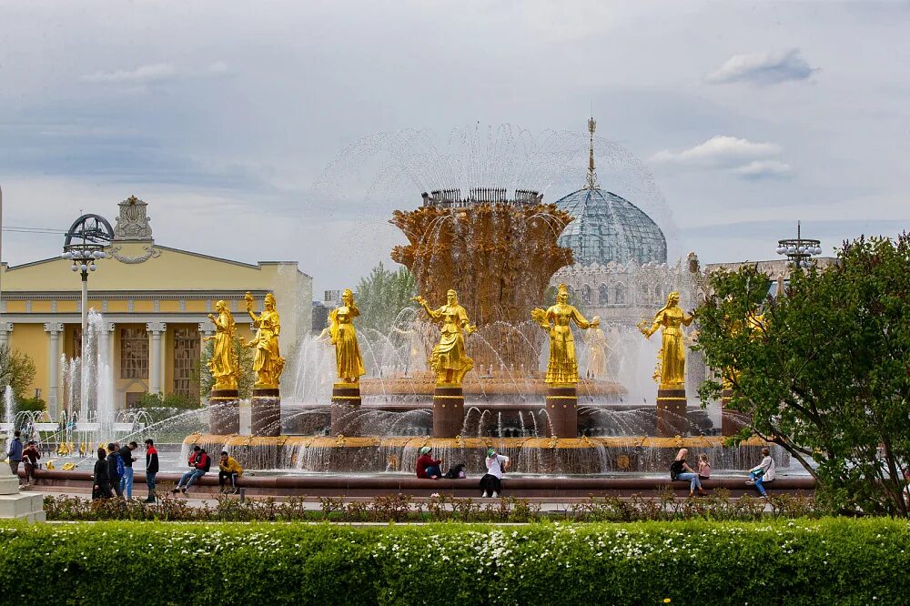 Вднх 16 апреля 2025. Москва фонтан дружбы народов вднх. вднх фонтан дружбы. вднх фонтан дружбы народов сейчас. фонтан на вднх дружба народов узбекистана.