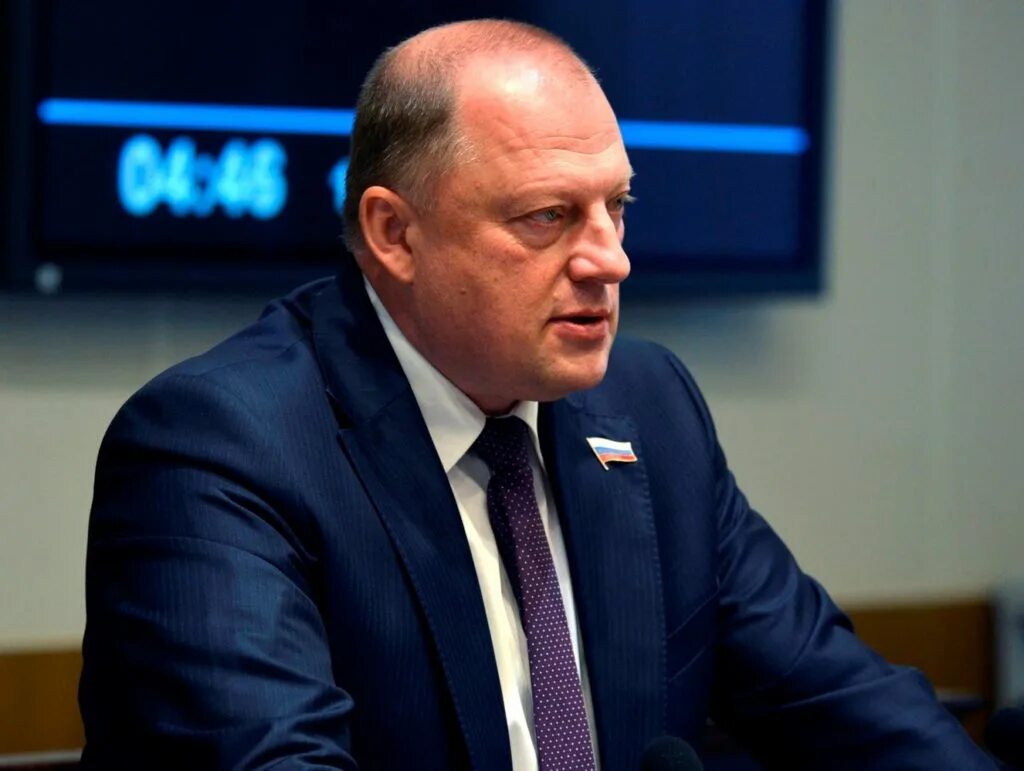 Тверские голубевы. Голубев законодательное собрание тверской области. Голубев сергей анатольевич законодательное собрание. Сергей анатольевич голубев. Голубев сергей васильевич.