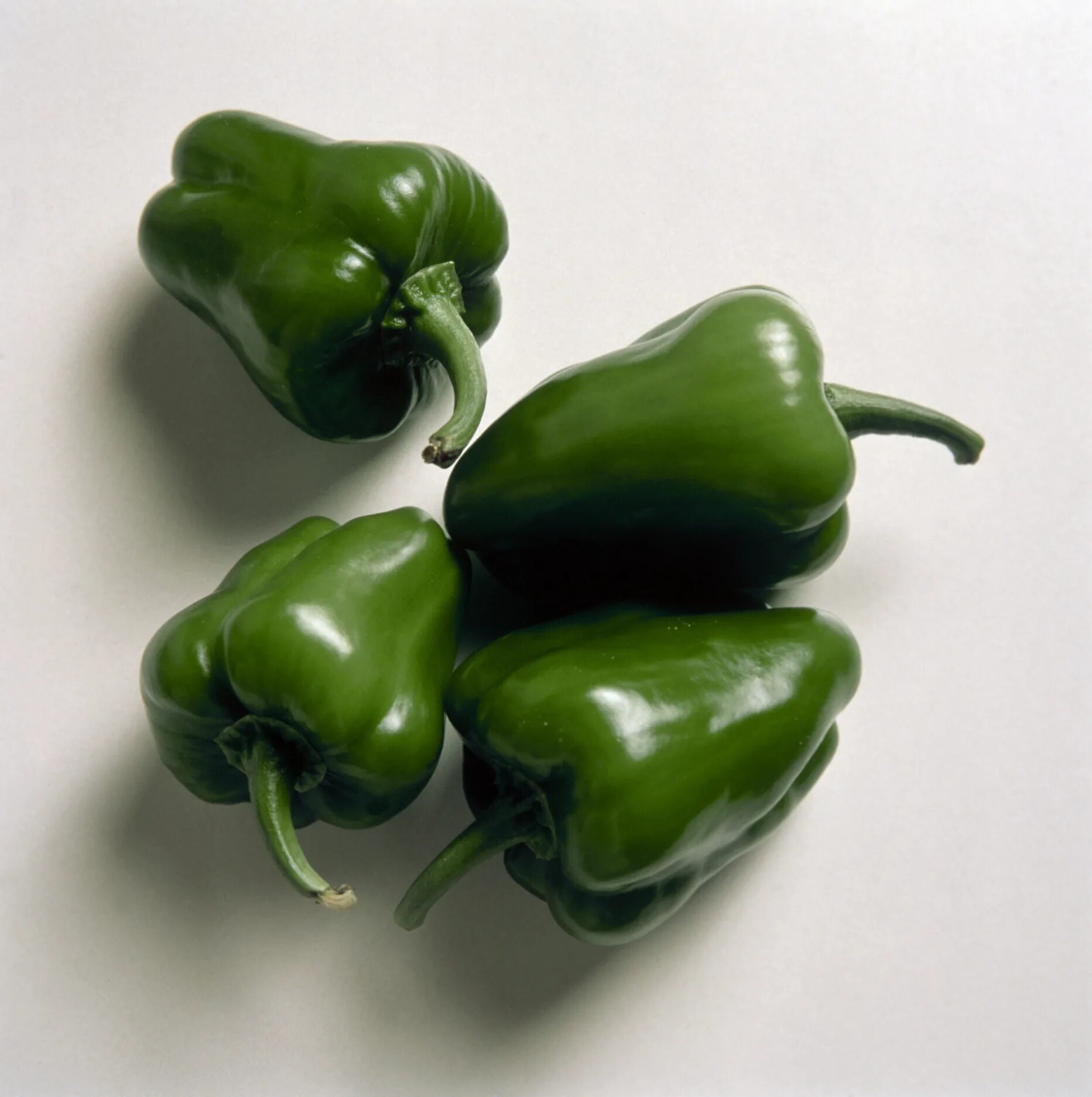 перец рамиро зеленый. кафе три перца армавир. перец болгарский красный. перец сорт долма. три перца зеленый.