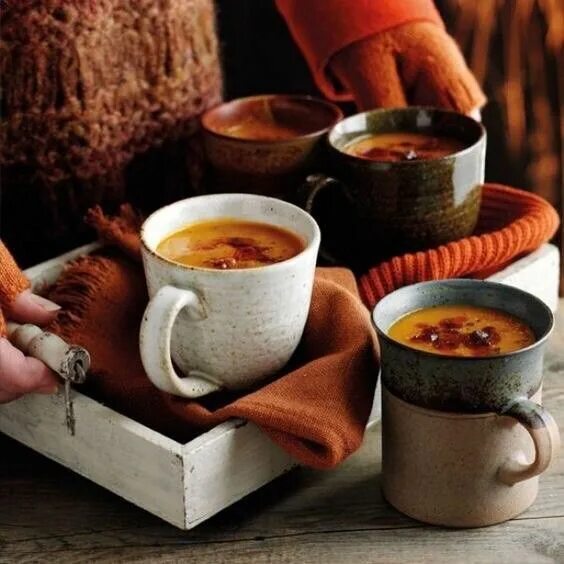 Pin by Marina on Coffee & Tea & Chocolate Chocolate tea, Coffee breakfast, Coffe