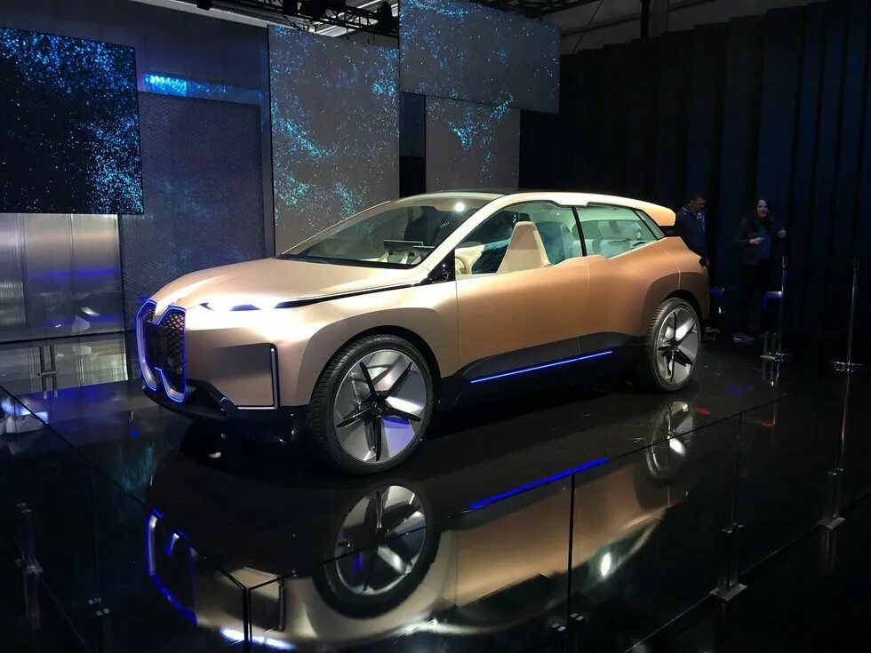 Какую машину купить за 1000000 в 2024. BMW INEXT 2021. BMW I next SUV. BMW прототип будущего. BMW 2024 SUV.