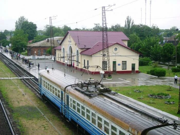Вольнянск запорожская обл. Станция вольнянск. Поликлиника в вольнянске запорожская область. Вольнянск запорожская. Вольнянск запорожская обл.