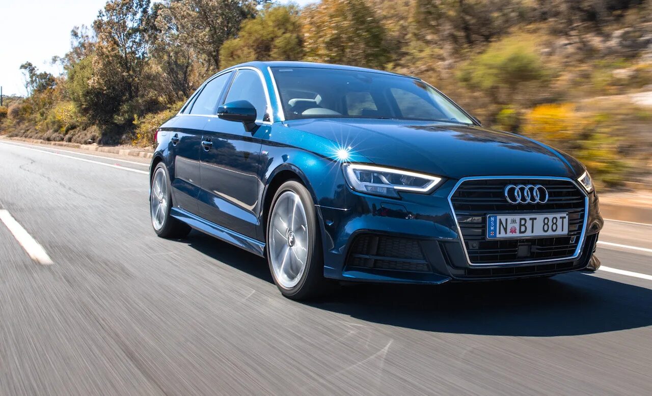 Ауди 5 рестайлинг. Audi a3 2019 sedan. audi a3 sedan 2019 s-line. audi a3 sedan рестайлинг. audi a3 2017 s line.