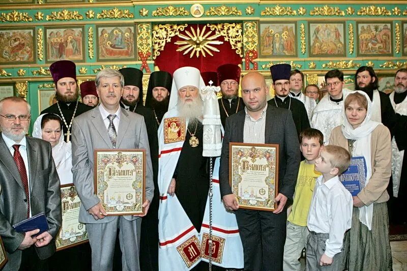 Троицы в сходне. Храм святой троицы сходня богослужения. Храм св. Храм троицы сходня. Храм сходня расписание служб.