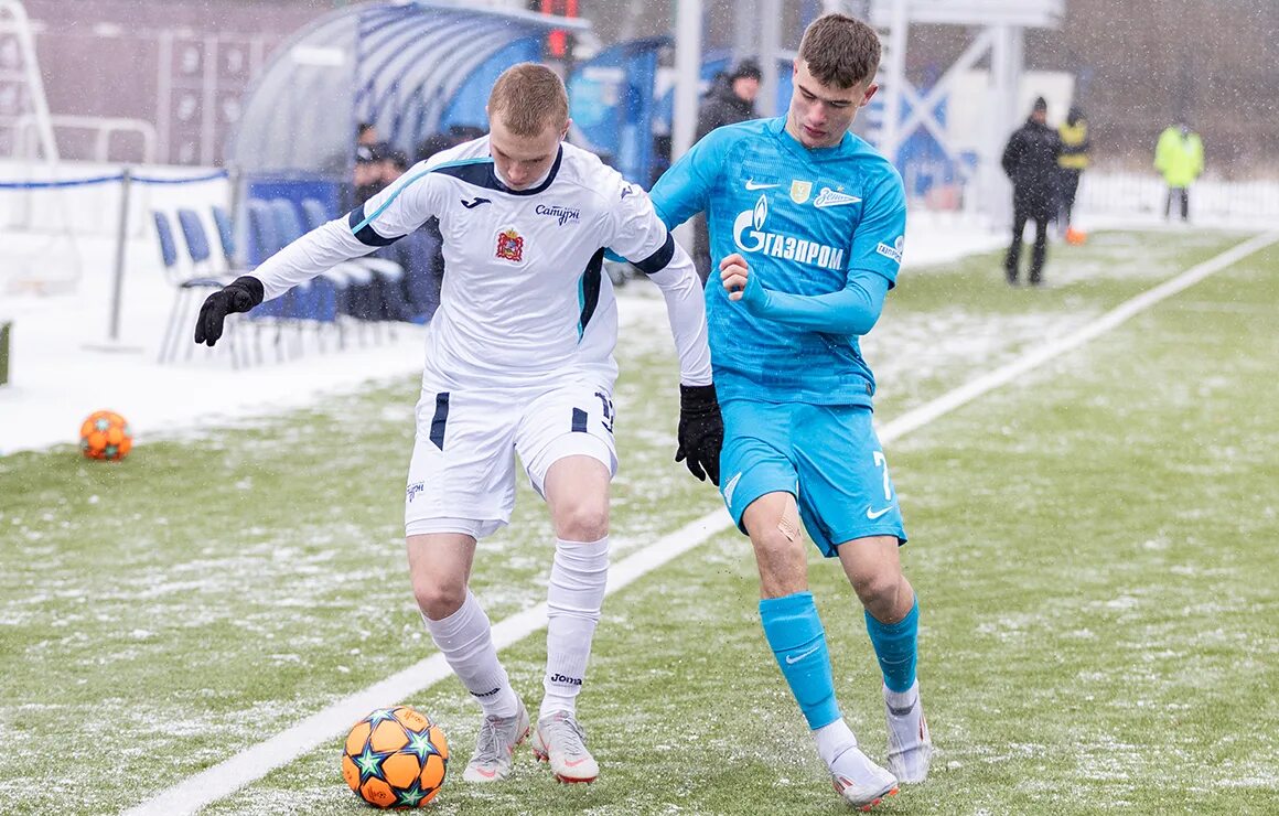 Оренбург динамо матч. Когда закрылось динамо по мини-футболу. Футбол 28. 28 в футболе. Монако ференцварош 15 сентября.