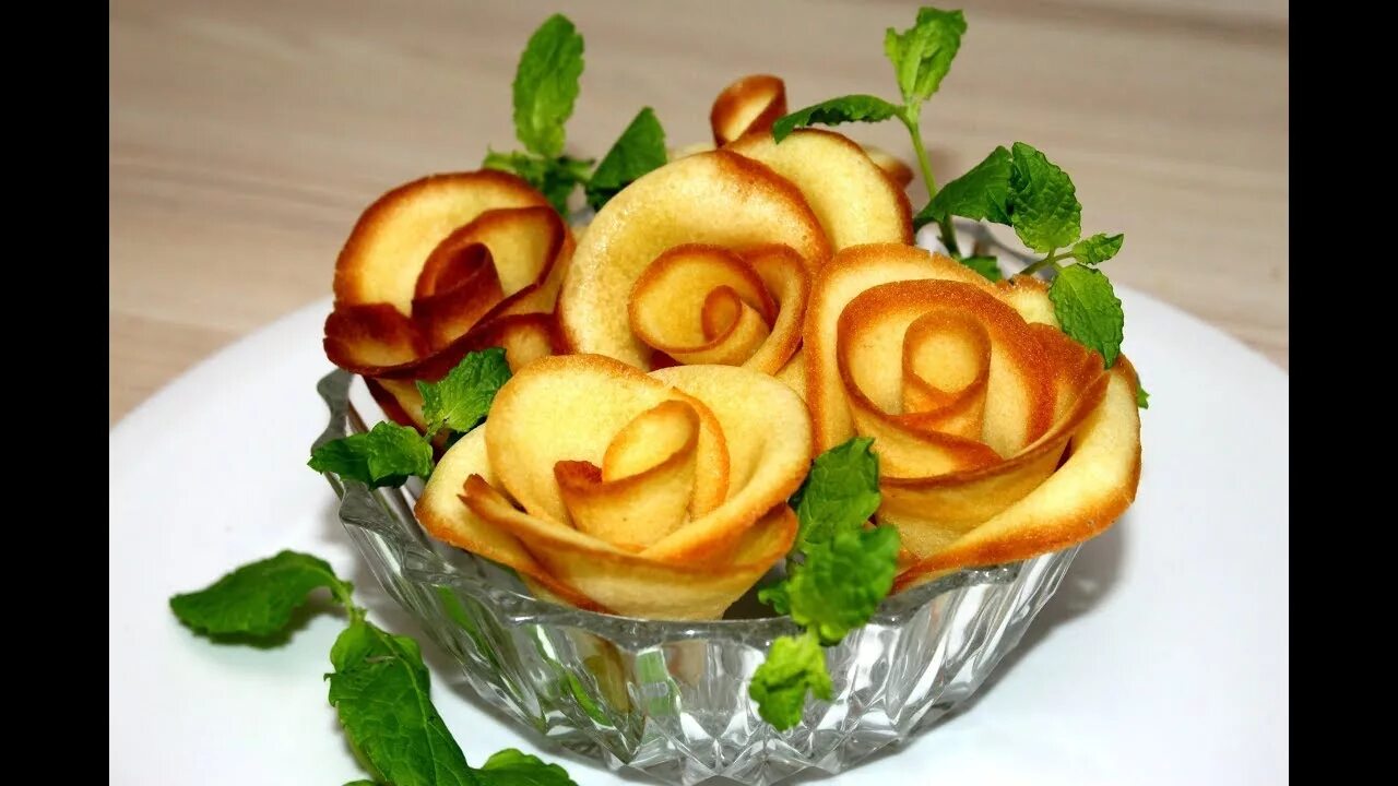 Цветы из бисквитного теста. Печенье розочки на соломке. Розы из бисквитного теста. Изделия из тулипного теста. Белковая розочка