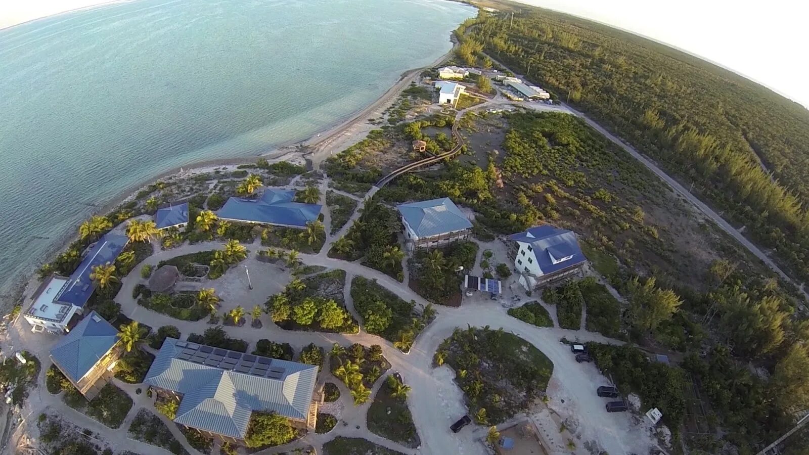 Island school. "The Island School" на Багамских островах. Остров школа. Кипр школа Айленд. 6 Школа остров.