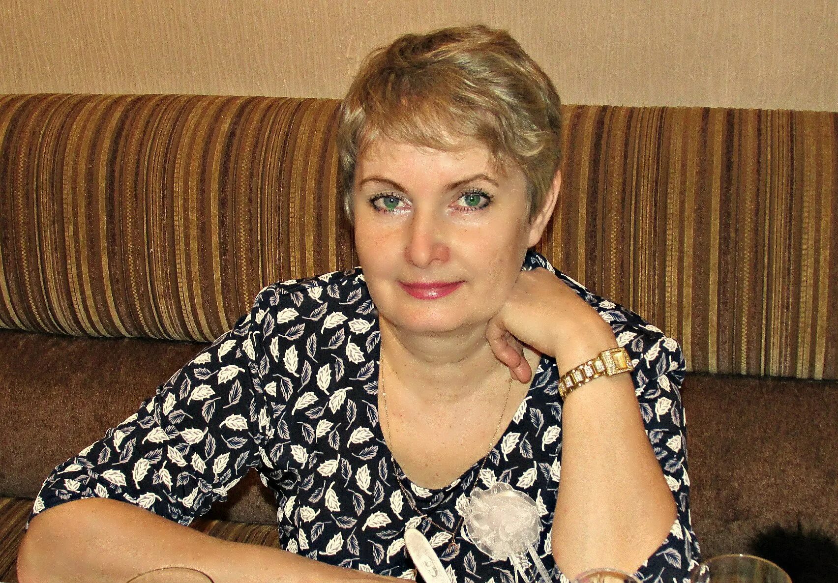 Бесплатные женщины новосибирска. Красивые девушки новосибирска. Девушки новосибирска 33 года. Познакомиться. Дамы знакомиться новосибирск.