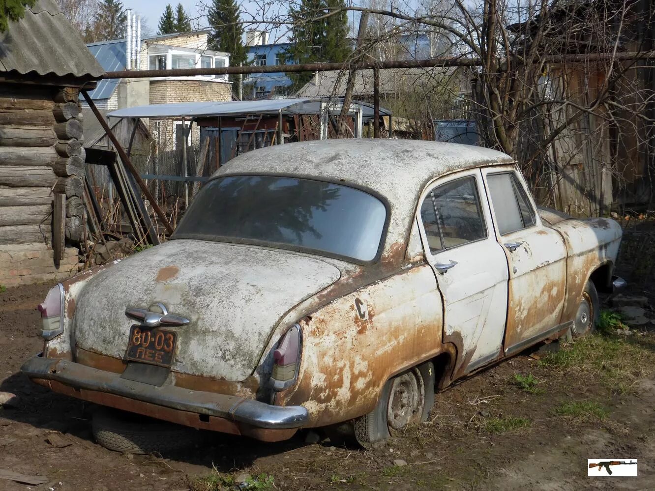 Брошенная 21. Ржавые автомобили газ 21 волга. газ 21 волга брошенная. газ 21 гнилая. газ 21 ржавая.