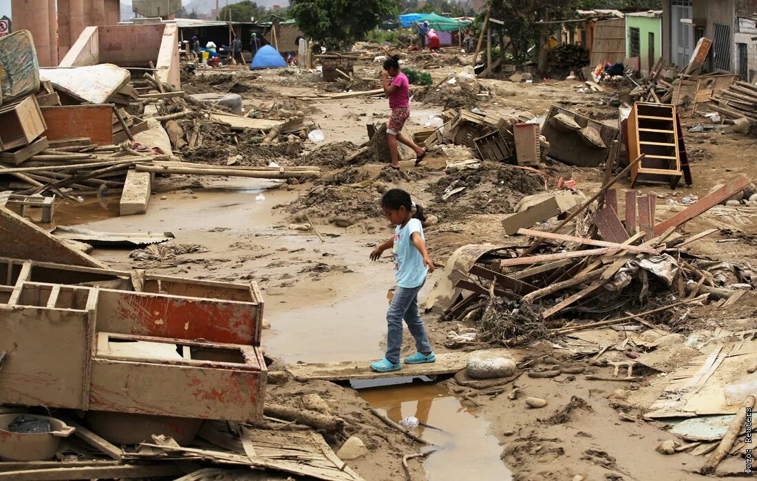 Последствия паводков. Сель (паводок). Тихийны ебедствия. Наводнение в японии (2018). Последствия подтопления.