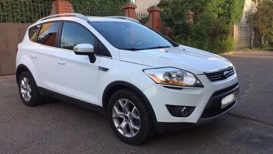 Куга 2.5 турбо. Форд Куга 1 белый. Ford Kuga 1 белая. Форд Куга 2 белый. Куга 1 2.5 турбо.