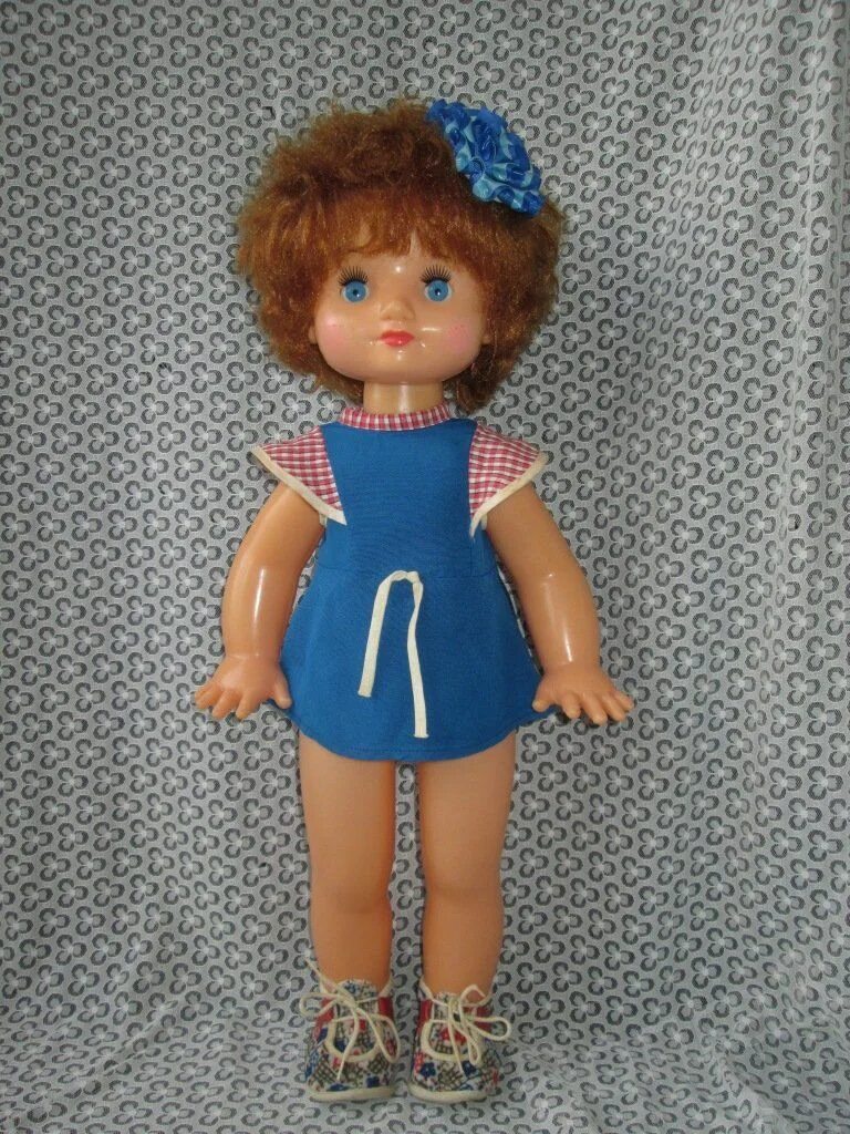 Советские куклы. Ходячая кукла СССР. Шагающая кукла СССР. Советская ходячая кукла большая.