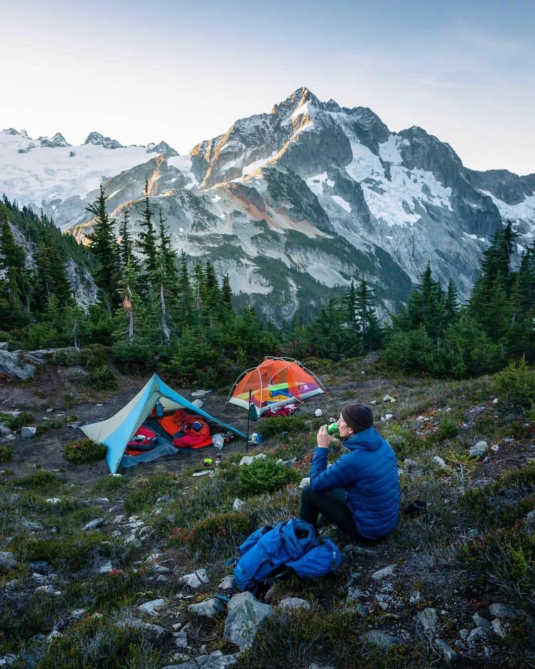 Кемпинг Шумак. Шумак 2022. Палатка в горах. Поход. Travel camp