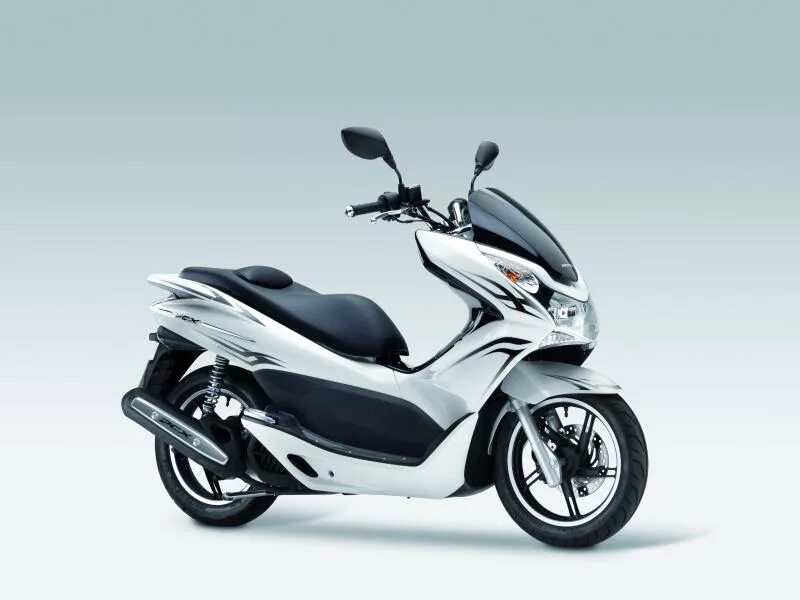 скутер 125 кубов 2015 года. 2014 yamaha majesty 400cc. скутер кивей 150. скутер 2022. скутер 125 кубовый.