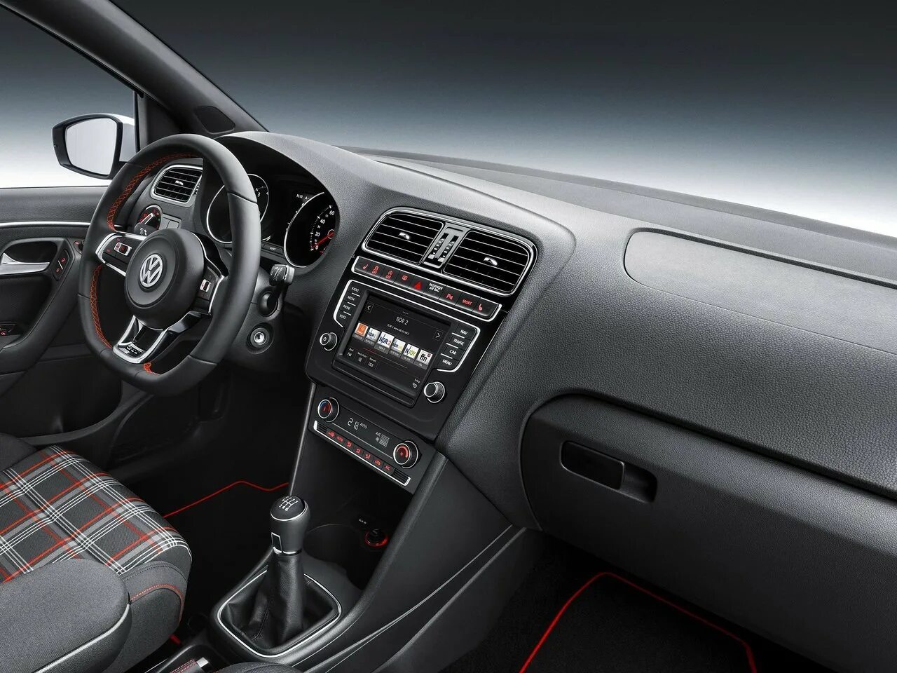 Поло интерьер. Volkswagen Polo GTI салон. Volkswagen Polo Interior 2015.