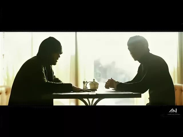 Она будто солнце светит а глаза как звезды в небе слушать. Docker ft soriwan кто она. Docker ft. Docker ft soriwan кто она. Soriwan.